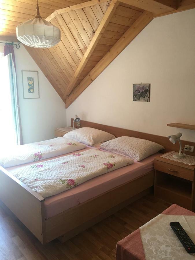Weingut Zundlhof Villa โบลซาโน ภายนอก รูปภาพ